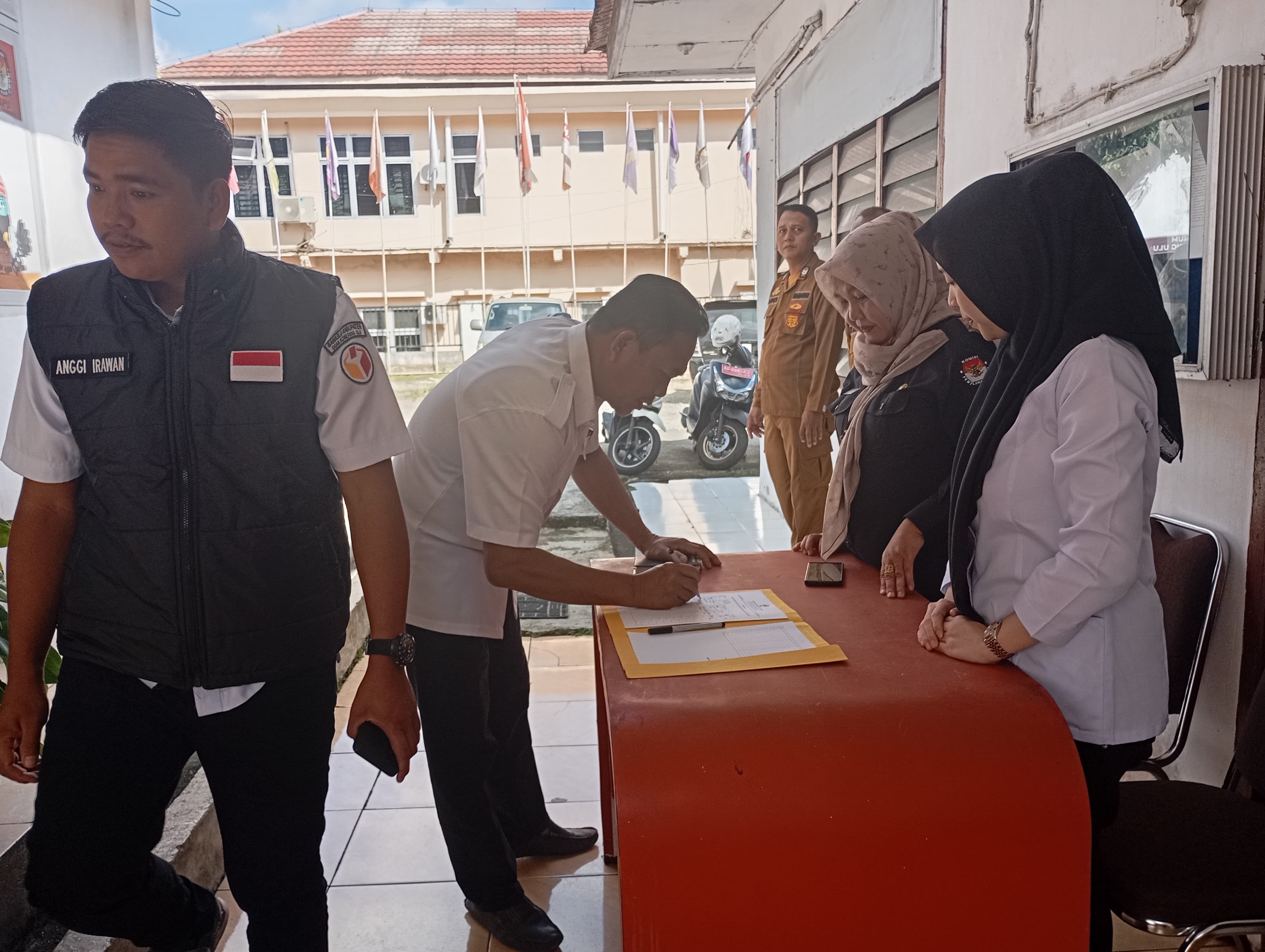 Photo Kegiatan Rapat Pleno DPDB Di Bawaslu OKU