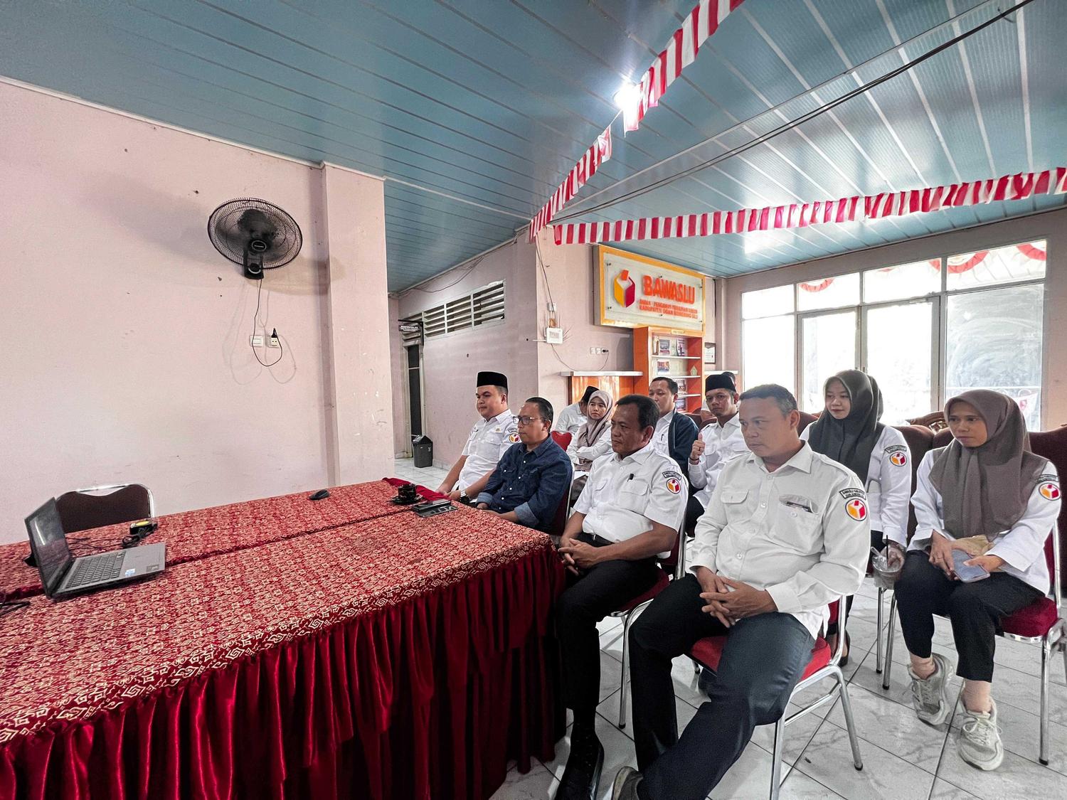 Photo Doa Bersama Bawaslu Kabupaten OKU 