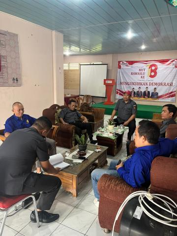 Bawaslu OKU Terima Berkas Pendaftaran  Pengurus Partai Gema Bangsa 