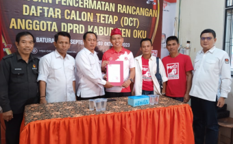 BAWASLU OKU HIBAU KPU, AGAR  DCS DPRD OKU   LEBIH TELITI 