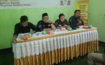 Bawaslu oku adakan silahturahmi dan rapat kerja se kabupaten oku