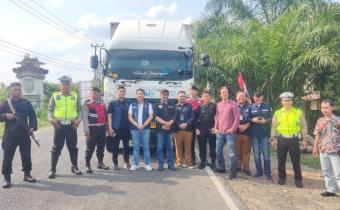 Photo Pengawalan Surat Suara Pemilihan Serentak Tahun 2024.